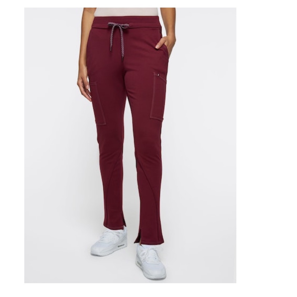 Jaanuu women’s cargo pant.